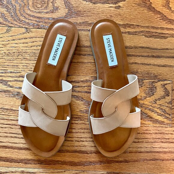 STEVE MADDEN WOMENS TAN SANDALS NWOT - Picture 2 of 3